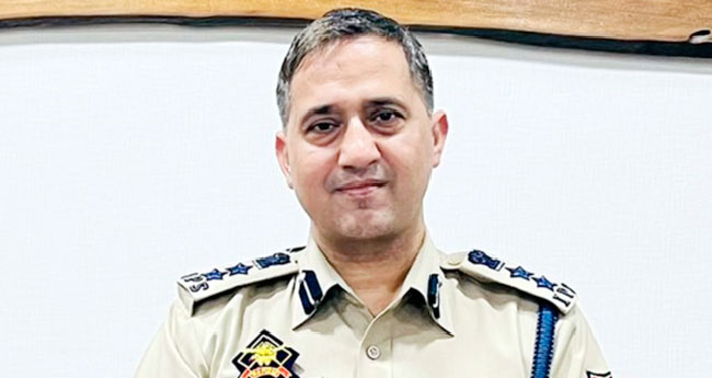 മണിപ്പുരിലേക്ക് മുതിർന്ന ഐപിഎസ് ഉദ്യോഗസ്ഥന്‍
