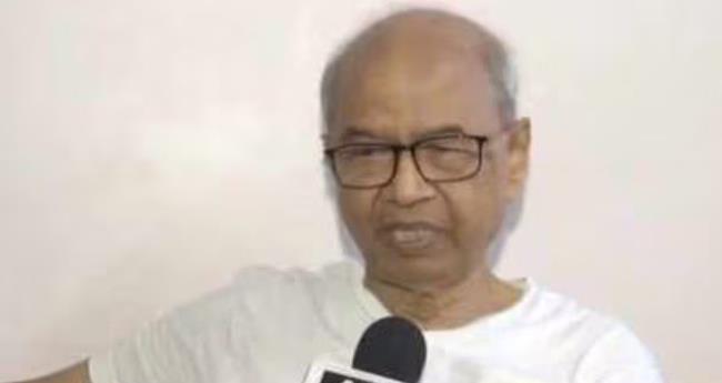 ചീ​ഫ് ജ​സ്റ്റീ​സ് ബി.​ആ​ർ. ഗ​വാ​യ്ക്ക്നേ​രെ ഷൂ ​എ​റി​ഞ്ഞ സം​ഭ​വം; രാ​കേ​ഷ് കി​ഷോ​റി​നെ​തി​രെ കോ​ട​തി​യ​ല​ക്ഷ്യ ന​ട​പ​ടി​ക്ക് അ​നു​മ​തി