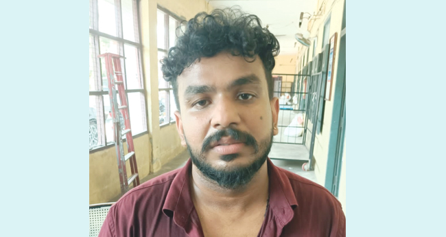 എം​ഡി​എം​എ​യു​മാ​യി  മു​ൻ​ അ​ധ്യാ​പ​ക​ൻ അ​റ​സ്റ്റി​ൽ