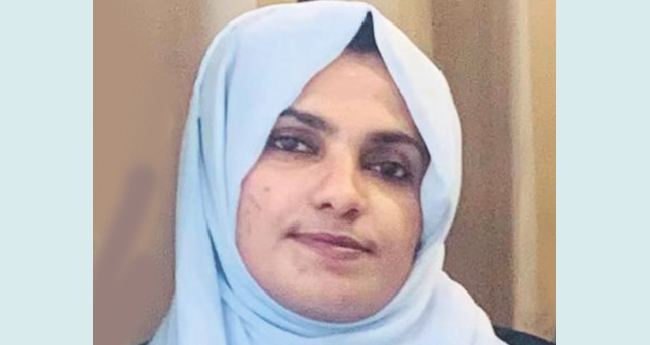 യു​വ​തി​യു​ടെ ആ​ത്മ​ഹ​ത്യ​യ്ക്കു കാ​ര​ണം  സ​ദാ​ചാ​ര ഗു​ണ്ടാ​യി​സം: പോ​ലീ​സ് ക​മ്മീ​ഷ​ണ​ർ