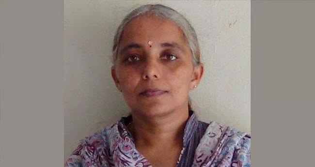 പെ​രു​മ്പാ​വൂ​രി​ല്‍ വാ​ഹ​നാ​പ​ക​ടം; കോ​ള​ജ് അ​ധ്യാ​പി​ക മ​രി​ച്ചു