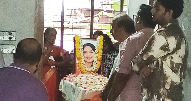 അഹമ്മദാബാദ് വിമാനദുരന്തം; രഞ്ജിതയ്ക്ക്  ജന്മനാട് വിടചൊല്ലി