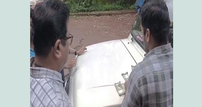 നി​ല​മ്പൂ​ർ ആ​ർ​ടി ഓ​ഫീ​സി​ൽ വി​ജി​ല​ൻ​സി​ന്‍റെ മി​ന്ന​ൽ പ​രി​ശോ​ധ​ന; 49,500 രൂ​പ ക​ണ്ടെ​ടു​ത്തു