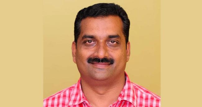എ​സ്. സ​തീ​ഷ് സി​പി​എം എ​റ​ണാ​കു​ളം ജി​ല്ലാ സെ​ക്ര​ട്ട​റി
