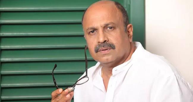 ബ​ലാ​ത്സം​ഗ​ക്കേ​സി​ല്‍ യാ​ഥാ​ർ​ഥ്യ​ങ്ങ​ൾ വ​ള​ച്ചൊ​ടി​ച്ചു; സ​ർ​ക്കാ​രി​നെ​തി​രേ സി​ദ്ദി​ഖ്