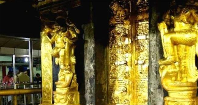 ശ​ബ​രി​മ​ല സ്വ​ര്‍​ണ​പ്പാ​ളി വി​വാ​ദം; ദേ​വ​സ്വം വി​ജി​ല​ന്‍​സ് ഇ​ന്ന് ഹൈ​ക്കോ​ട​തി​യി​ൽ റി​പ്പോ​ർ​ട്ട് ന​ൽ​കും
