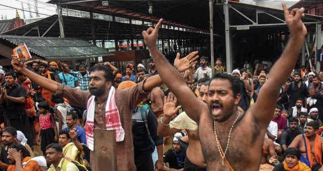 ശ​​​​ബ​​​​രി​​​​മ​​​​ല പ്രക്ഷോഭം, പൗ​​​​ര​​​​ത്വ​​​​ഭേ​​​​ദ​​​​ഗ​​​​തി നി​​​​യ​​​​മം:  കേ​സു​ക​ൾ പി​ൻ​വ​ലി​ക്കും