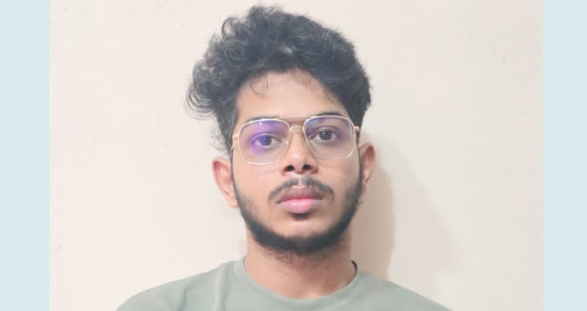 പി​എ​സ്‌​സി പ​രീ​ക്ഷ​യി​ലെ ഹൈ​ടെ​ക് കോ​പ്പി​യ​ടി; പ്ര​തിയുടെ സ​ഹാ​യിയും​ അറസ്റ്റിൽ