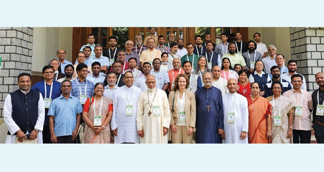 പ്രകൃതിക്കായ് കണ്ണി ചേർന്നു ഭാരത സഭ