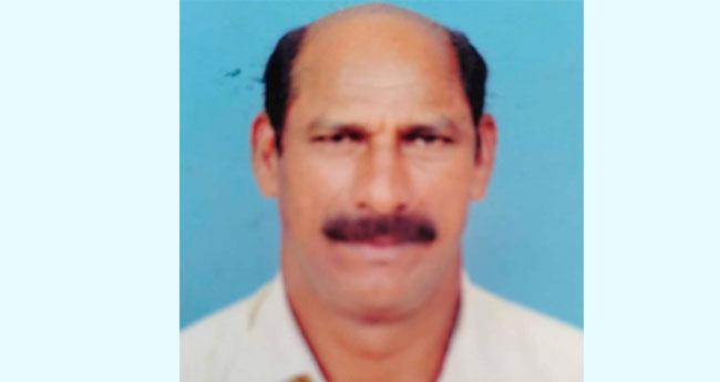 എ​കെ​ജി സെ​ന്‍റ​റി​ൽ​നി​ന്നു പി​രി​ച്ചു​വി​ട്ട ജീ​വ​ന​ക്കാ​ര​ൻ മ​രി​ച്ച​നി​ല​യി​ൽ