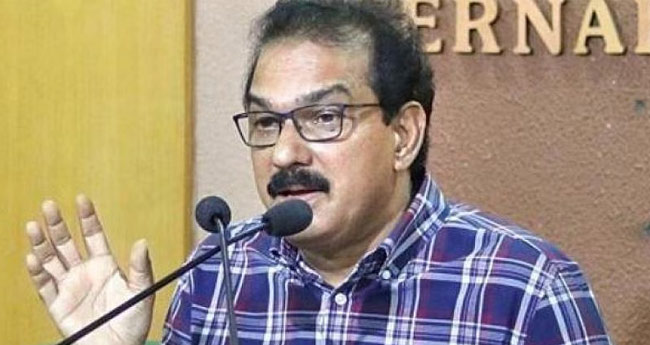 ട്വ​ന്‍റി 20-ആം ​ആ​ദ്മി  പാ​ർ​ട്ടി​​ സ​ഖ്യം പി​രി​ച്ചു​വി​ട്ടു