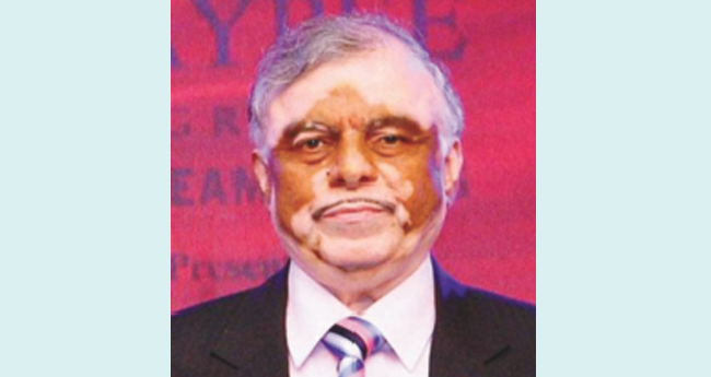ജ​സ്റ്റീ​സ്  വി.​ആ​ര്‍. കൃ​ഷ്ണ​യ്യ​ര്‍  അ​വാ​ര്‍​ഡ്  മു​ന്‍ ഗ​വ​ര്‍​ണ​ര്‍  പി.​ സ​ദാ​ശി​വ​ത്തി​ന്