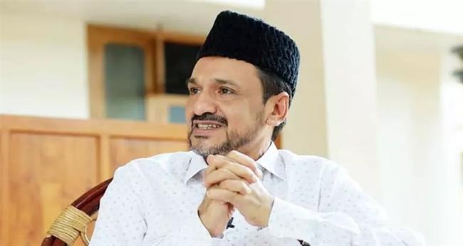 എ​ൻ​എ​സ്എ​സു​മാ​യി മ​ധ്യ​സ്ഥ ച​ർ​ച്ച​യ്ക്ക് മു​സ്‌​ലീം ലീ​ഗ് ത​യാ​ർ; കേ​ര​ള​ത്തി​ന്‍റെ ഭാ​വി​യാ​ണ് പ്ര​ധാ​ന​മെ​ന്ന് സാ​ദി​ഖ​ലി ശി​ഹാ​ബ് ത​ങ്ങ​ൾ