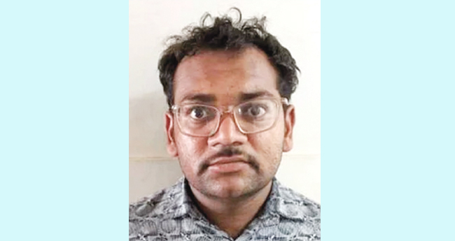ചാരവൃത്തി: ഗുജറാത്തിൽ  യുവാവ് പിടിയിൽ