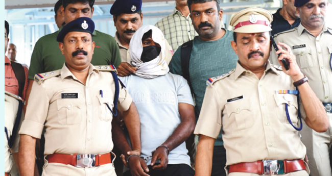 ട്രെ​യി​ന്‍ യാ​ത്ര​യ്ക്കി​ടെ വീ​ട്ട​മ്മ​യെ  ചവിട്ടിവീഴ്ത്തി കവർച്ച; പ്ര​തി അ​റ​സ്റ്റി​ല്‍