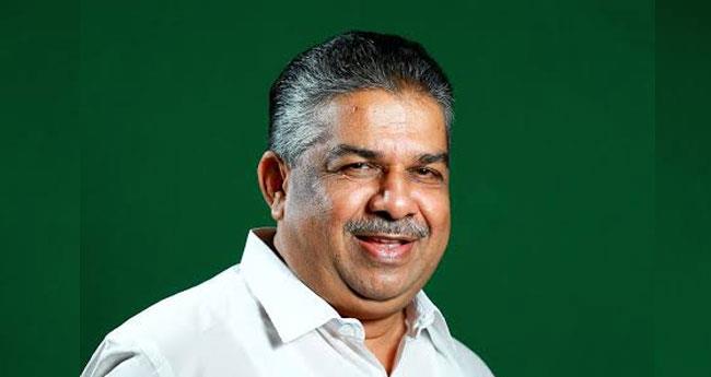 എ​മ്പു​രാ​ന്‍ എ​ല്ലാ​വ​രും കാ​ണ​ണം; പൃ​ഥ്വി​രാ​ജി​നെ അ​ഭി​ന​ന്ദി​ച്ച് സ​ജി ചെ​റി​യാ​ന്‍