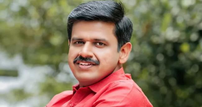 യൂ​ത്ത് കോ​ണ്‍​ഗ്ര​സ് മാ​ര്‍​ച്ച്; സ​ന്ദീ​പ് വാ​ര്യ​ർ ഉ​ൾ​പ്പെ​ടെ​യു​ള്ള​വ​ർ​ക്ക് ജാ​മ്യം