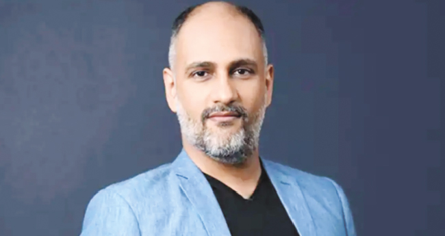 പാ​​ക് സ​​മ്മ​​ര്‍​ദം  വി​​ഫ​​ല​​മാ​​ക്കി​​യ  ഇ​​ന്ത്യ​​ക്കാ​​ര​​ന്‍