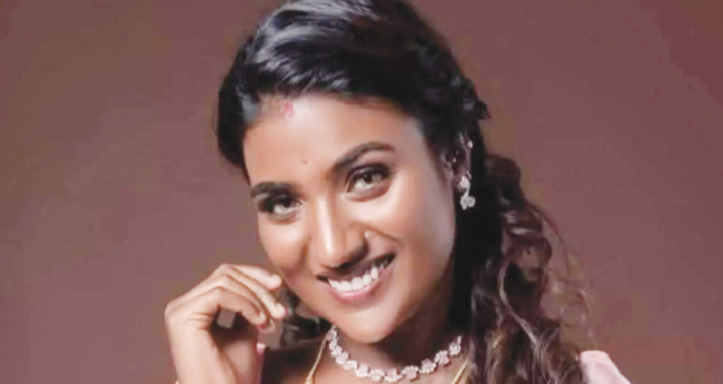 മോഡൽ സാൻ റേച്ചൽ ജീവനൊടുക്കി