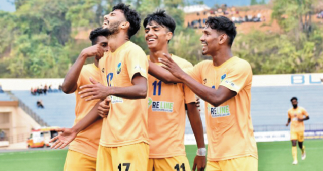 ക്വാ​​ർ​​ട്ട​​ർ സ​​ന്തോ​​ഷം
