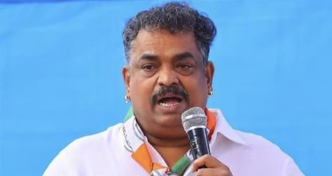 ബെ​ലെ​ക്കേ​രി ഇ​രു​മ്പ​യി​ര് ക​ട​ത്ത് കേ​സ്; കാ​ർ​വാ​ർ എം​എ​ൽ​എ സ​തീ​ഷ് സെ​യി​ൽ അ​റ​സ്റ്റി​ൽ