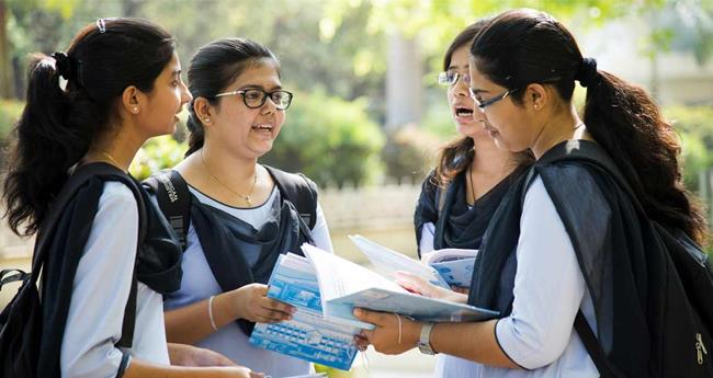 സ്‌​കൂ​ൾ ത​ല​ത്തി​ലു​ള്ള ഗ്രേ​സ് മാ​ർ​ക്ക് മാ​ന​ദ​ണ്ഡ​ത്തി​ൽ മാ​റ്റം വ​രു​ത്തി സ​ർ​ക്കാ​ർ