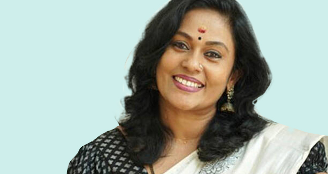 “ഒരാള്‍ക്കായി വഴി തെറ്റില്ല”; രാഹുല്‍ മാങ്കൂട്ടത്തിലിനെ പിന്തുണച്ച് സീമ ജി.നായര്‍