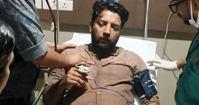 ഷാ​ഫി പ​റ​മ്പി​ലി​നെ മ​ർ​ദി​ക്കു​ന്ന ദൃ​ശ്യ​ങ്ങ​ൾ പു​റ​ത്ത്; എ​സ്പി​യു​ടെ വാ​ദം പൊ​ളി​ഞ്ഞു