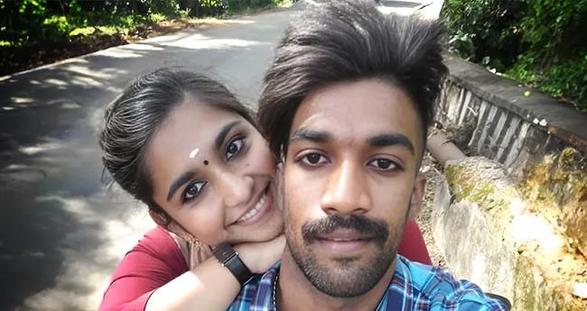 ഷാ​രോ​ണ്‍ വ​ധ​ക്കേ​സ്: ഗ്രീ​ഷ്മ​യു​ടെ അ​പ്പീ​ൽ ഫ​യ​ലി​ൽ സ്വീ​ക​രി​ച്ച് ഹൈ​ക്കോ​ട​തി