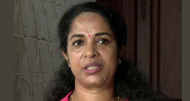 ഷൈനിനെതിരായ സൈബര്‍ ആക്രമണം:സ​​​മൂ​​​ഹ​​​മാ​​​ധ്യ​​​മ അ​​​ക്കൗ​​​ണ്ടു​​​ക​​​ള്‍ നി​​​രീ​​​ക്ഷ​​​ണ​​​ത്തി​​​ല്‍