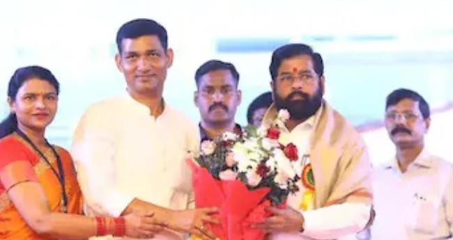 മ​ന്ത്രി​യാ​ക്കാ​മെ​ന്ന് പ​റ​ഞ്ഞ് പ​റ്റി​ച്ചു; ശി​വ​സേ​ന എം​എ​ൽ​എ പാ​ർ​ട്ടി വി​ട്ടു