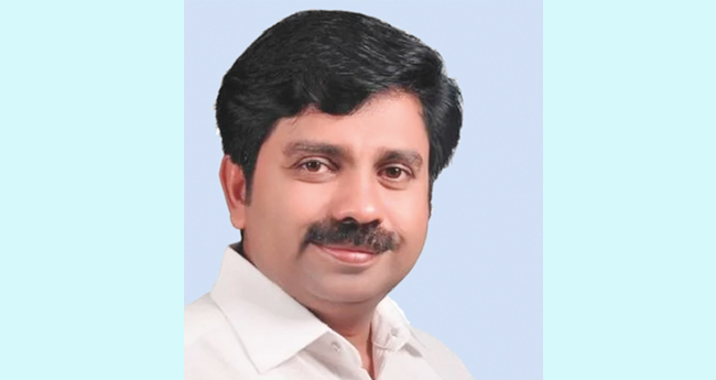 നിലന്പൂരിൽ ആര്യാടൻ ഷൗക്കത്ത് യുഡിഎഫ് സ്ഥാനാർഥി