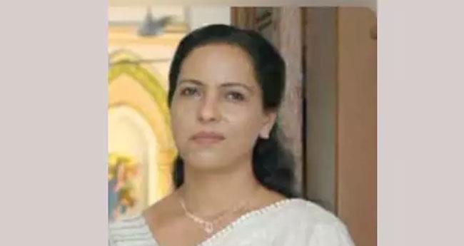 ഏ​റ്റു​മാ​നൂ​രി​ൽ മ​ക്ക​ളോ​ടൊ​പ്പം ആ​ത്മ​ഹ​ത്യ ചെ​യ്ത ഷൈ​നി​യു​ടെ മൊ​ബൈ​ൽ കാ​ണാ​നി​ല്ലെ​ന്ന് പോ​ലീ​സ്