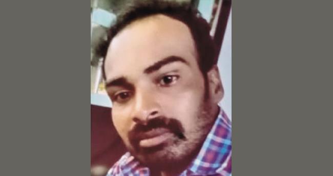 യു​വ​തി​യെ വെ​ട്ടി​പ്പ​രി​ക്കേ​ൽ​പ്പി​ച്ച സം​ഭ​വ​ത്തി​ൽ പ്ര​തി പി​ടി​യി​ൽ