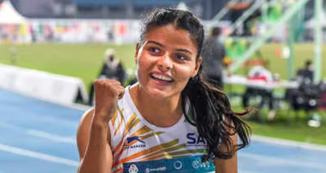 സി​​മ്രാ​​നു  സ്വ​​ർ​​ണം