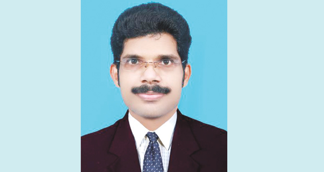 സെ​ന്‍റ് പ​യ​സ് ടെൻതിന് അ​ഭി​മാ​നം ; ആ​ഗോ​ള​ത​ല​ത്തി​ലെ മി​ക​ച്ച ഗ​വേ​ഷ​ക​രു​ടെ  പ​ട്ടി​ക​യി​ൽ  
വീ​ണ്ടും  ഡോ. സി​നോ​ഷ്