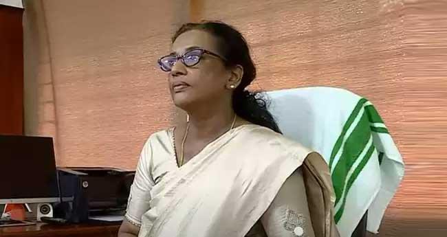 സ​ർ​ക്കാ​രി​ന് തി​രി​ച്ച​ടി; സി​സ തോ​മ​സി​ന് ഒ​രാ​ഴ്ച​ക്ക​കം പെ​ൻ​ഷ​നും കു​ടി​ശി​ക​യും ന​ൽ​ക​ണം