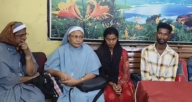 കന്യാസ്ത്രീകൾക്കെതിരേയുള്ള അതിക്രമം: ബ​​​​ജ്‌​​​​രം​​​​ഗ്ദ​​​​ൾ പ്ര​​​​വ​​​​ർ​​​​ത്ത​​​​ക​​​​ർ​​​​ക്കെ​​​​തി​​​​രേ  എ​​​​ഫ്ഐ​​​​ആ​​​​ർ ര​​​​ജി​​​​സ്റ്റ​​​​ർ ചെ​​​​യ്യ​​​​ണം