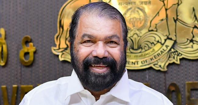 കു​ഞ്ഞു​ങ്ങ​ള്‍ പൂ​മ്പാ​റ്റ​ക​ളാ​യി പ​റ​ന്നു ര​സി​ക്ക​ട്ടെ; ആ​ഘോ​ഷ​ദി​ന​ങ്ങ​ളി​ല്‍ യൂ​ണി​ഫോം ഒ​ഴി​വാ​ക്കി : മ​ന്ത്രി വി.​ശി​വ​ന്‍​കു​ട്ടി