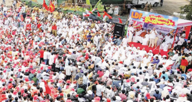 സോ​ളാ​ർ സ​മ​രം ഒ​ത്തു​തീ​ർ​പ്പാ​ക്കാ​ൻ ഇ​ട​പെ​ട​ലു​ണ്ടാ​യെ​ന്ന് വെ​ളി​പ്പെ​ടു​ത്ത​ൽ