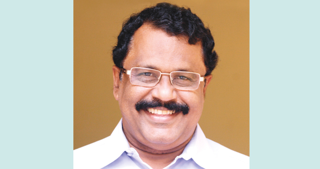 ജ​ന​കീ​യ ഗ​വ​ര്‍​ണ​ര്‍ പ​ടി​യി​റ​ങ്ങു​ന്നു
