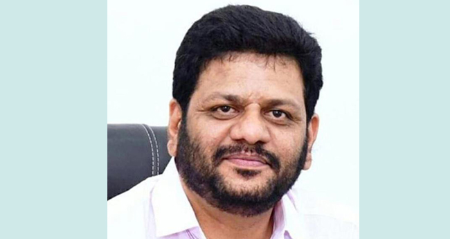 ശ​ശി​ക്കു സ്വാ​ഗ​തം: വി.​കെ. ശ്രീ​ക​ണ്ഠ​ൻ