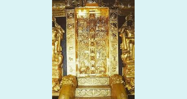 ശ്രീകോവിൽ വാതിൽപ്പടിയും കടത്തിയതായി സൂചന