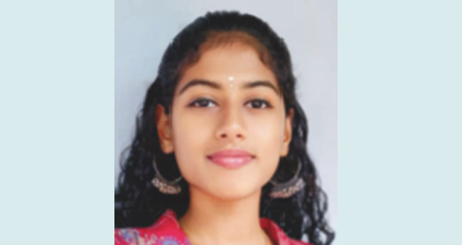 ജ​ന്മ​ദി​ന​ത്തി​ൽ യു​വ​തി കു​ഴ​ഞ്ഞു​വീ​ണു മ​രി​ച്ചു