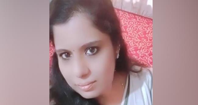 ഹ​ണി​ട്രാ​പ്; യു​വ​തി​ക്കെ​തി​രെ കേ​സ്