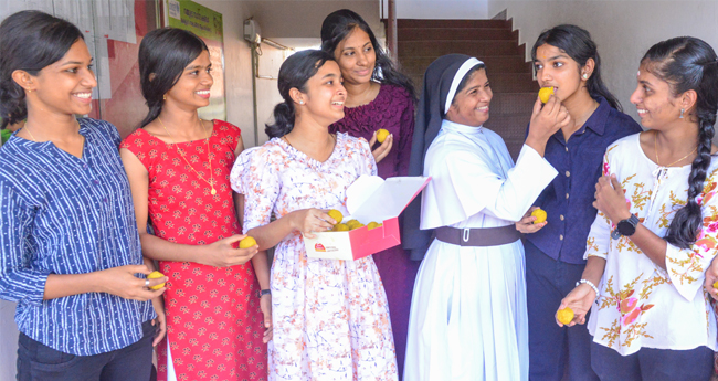 ടി​എ​ച്ച്എ​സ്എ​ൽ​സി​യി​ൽ 99.48 ശ​ത​മാ​നം വി​ജ​യം