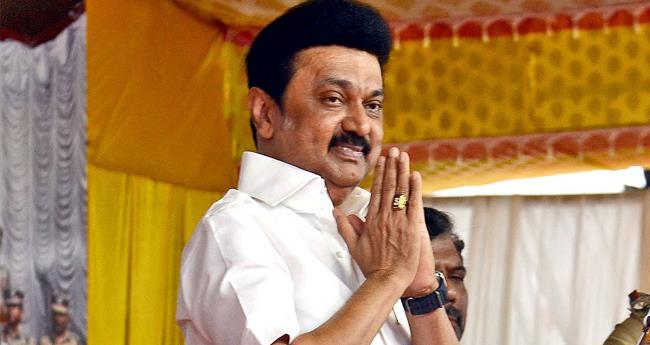 പ്ര​ഭാ​ത ന​ട​ത്ത​ത്തി​നി​ടെ ത​ല​ക​റ​ക്കം; ത​മി​ഴ്നാ​ട് മു​ഖ്യ​മ​ന്ത്രി​യെ ആ​ശു​പ​ത്രി​യി​ൽ പ്ര​വേ​ശി​പ്പി​ച്ചു