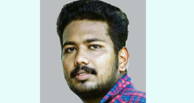 കാ​ട്ടു​പ​ന്നി ഇ​ടി​ച്ചു  ബൈ​ക്ക് മ​റി​ഞ്ഞ് യു​വാ​വ് മ​രി​ച്ചു