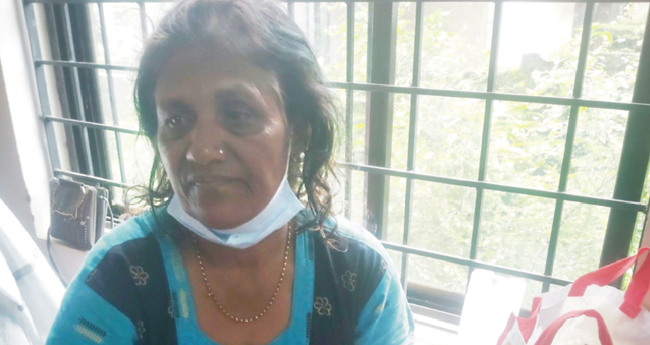 സു​ജാ​ത​യ്‌ക്ക്  കാ​വ​ലാ​യി കാ​ട്ടാ​ന