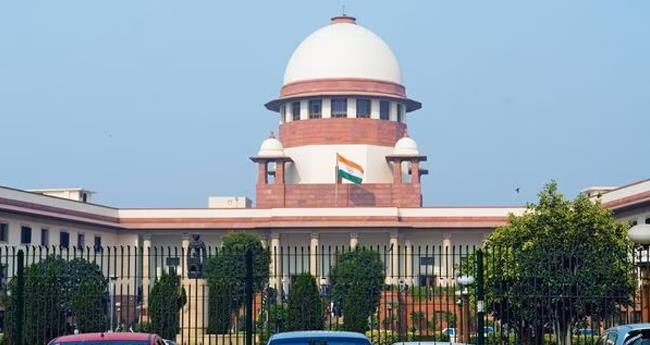 ക​ട​മെ​ടു​പ്പ്: കേ​ര​ള​ത്തി​ന്‍റെ ആ​വ​ശ്യം  ത​ള്ള​ണ​മെ​ന്ന് കേ​ന്ദ്രം സു​പ്രീം​കോ​ട​തി​യി​ൽ
